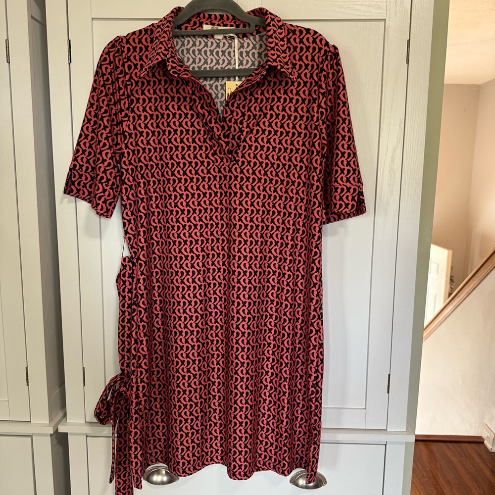 Aryeh Black Coral Geometric Wrap Tie Waist Dress Medium Retro Mod Print